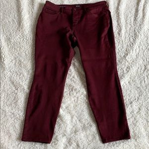 NYDJ maroon lift tuck technology pants!